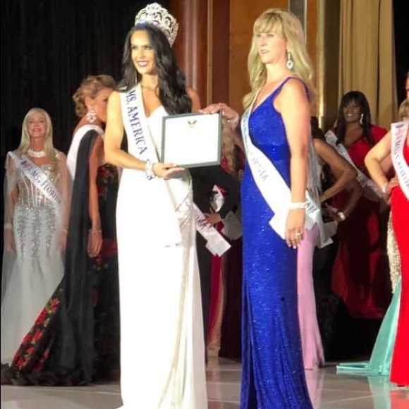 Meet your Posher, Dawn - Picture 8 of 9